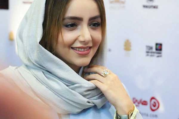 چه رنگ لباسی به پوست های روشن میاد بهترین رنگ