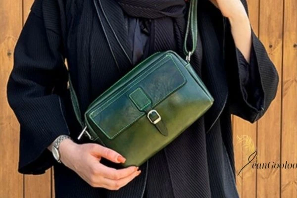 کیف دوشی زنانه
