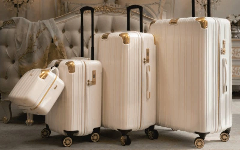 چرا چمدان پلاستیکی بخریم؟